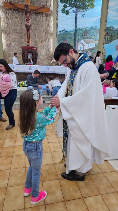 A Casa da Mãe Aparecida ficou pequena na segunda celebração da manhã em Laranjeiras do Sul